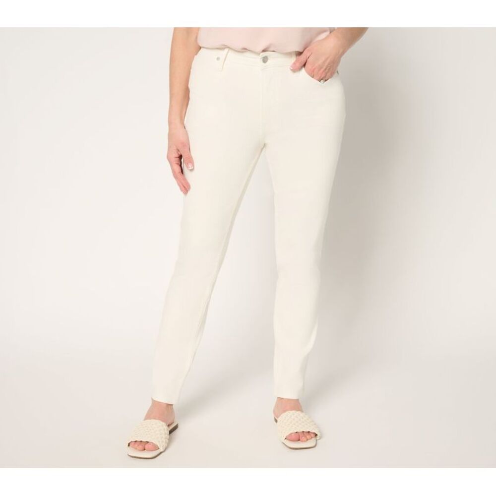 Truth + Style Women's Pants Sz 8 Classic Straight Leg Ankle Jean White A693048